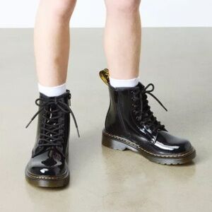 Dr. Martens 1460 Patent Leather Lace Up Boots girls sz: 3